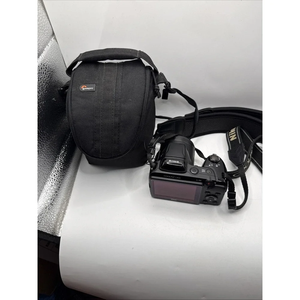 Nikon Coolpix L810 Optical Zoom Compact Digital Camera 4parts  (untested) W/ Bag